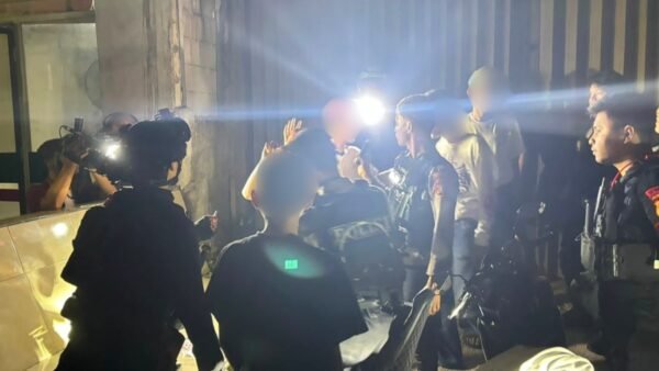 Brimob Polda Metro Jaya Bubarkan Balap Liar, Tujuh Motor Diamankan di Duren Sawit