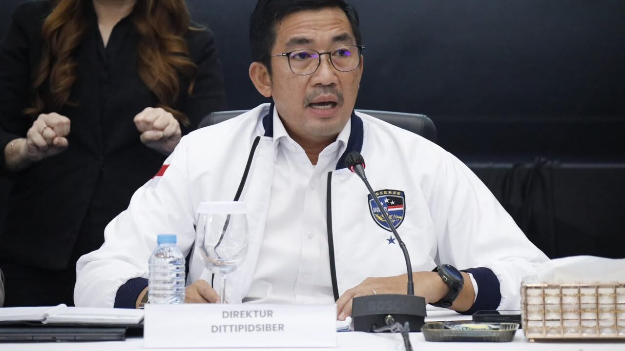 Bareskrim Polri Bongkar Praktik Live Streaming Pornografi di TikTok dan Tevi, Enam Tersangka Diamankan
